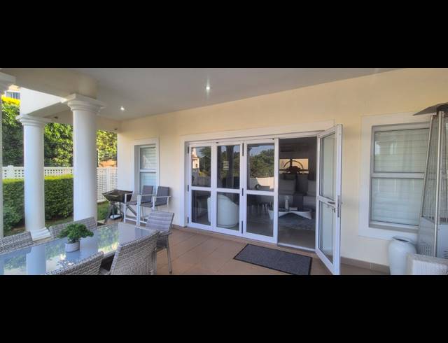 3 BEDROOM APARTMENT FOR SALE IN LA LUCIA RIDGE